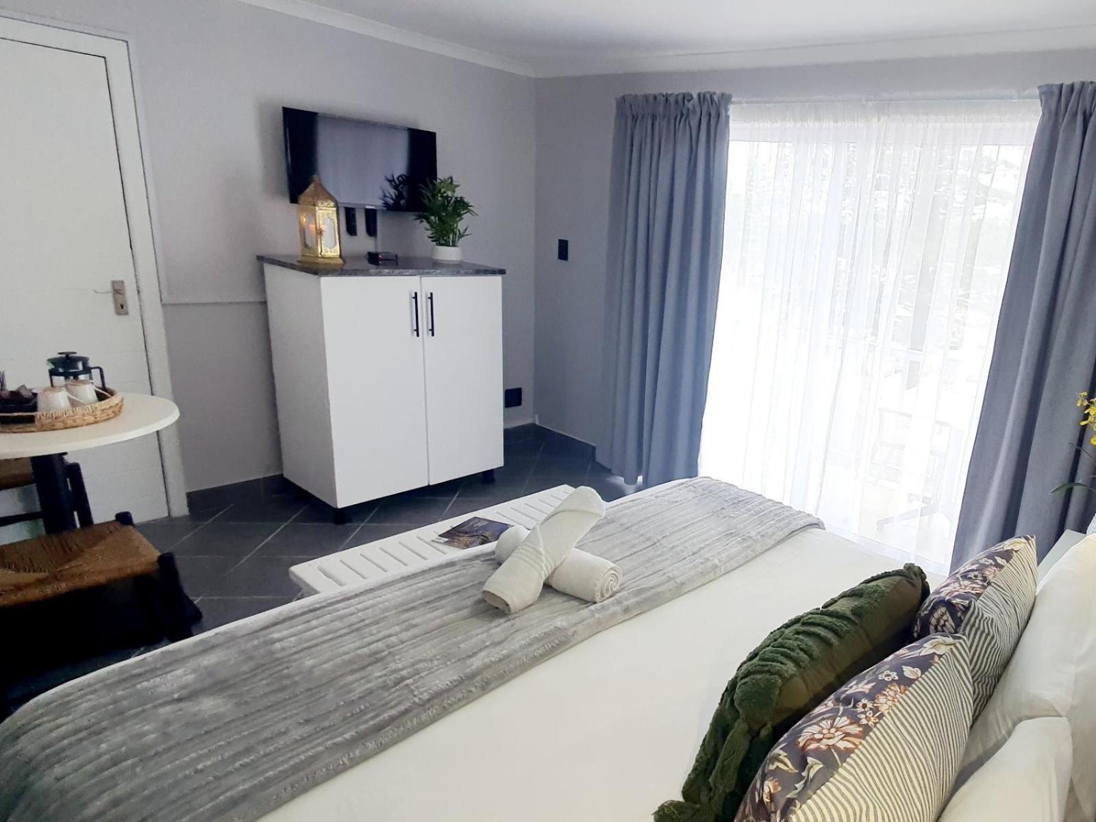 Point Village Hotel And Self Catering มอสเซิลเบย์ ภายนอก รูปภาพ